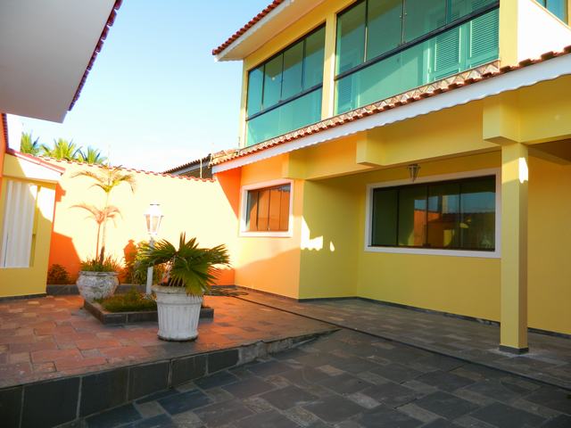 casa em Belmira Novaes